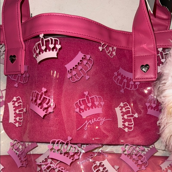 Juicy Couture Pink Tote Beach Bag includes Bathing Suit Bag NWT - Picture 3 of 3